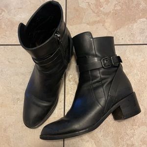 Via Spiga buckle boots black
